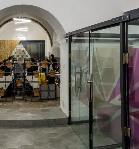 INTERPEOPLE: REMODELACIÓN DE OFICINAS